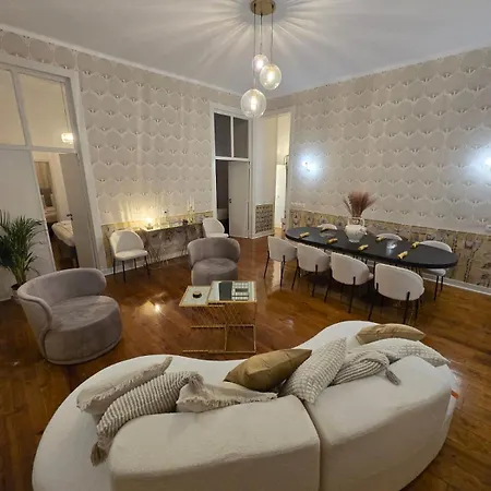 5Br Escape Castle Vibes & Scenic Lift Views * Лиссабон