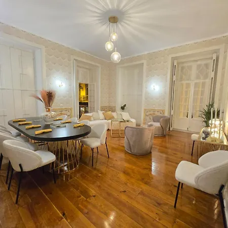 5Br Escape Castle Vibes & Scenic Lift Views