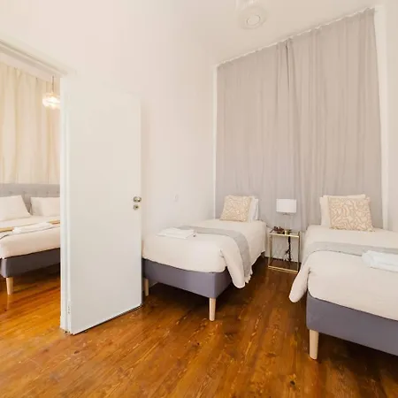 Luxury 5Br Apt Central Lisbon, Castle Views Wac Διαμέρισμα