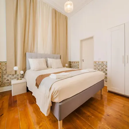 Διαμέρισμα Luxury 5Br Apt Central Lisbon, Castle Views Wac *