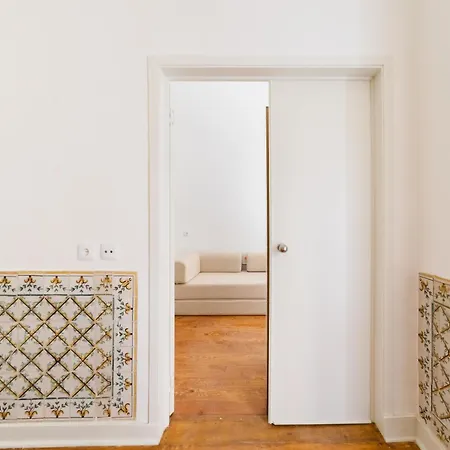 Luxury 5Br Apt Central Lisbon, Castle Views Wac Διαμέρισμα Lisboa