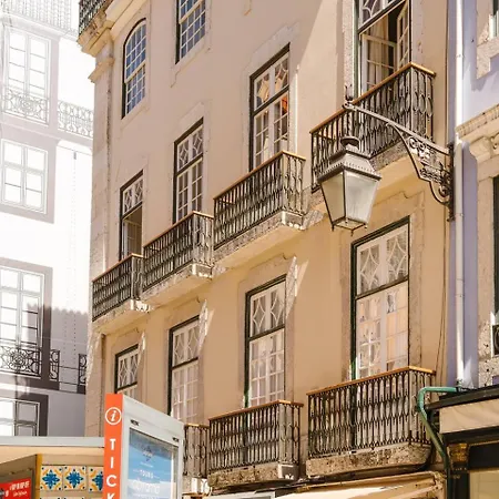 Luxury 5Br Apt Central Lisbon, Castle Views Wac