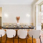 Apartament Luxury 5br Castle Views In Heartoflisbon *